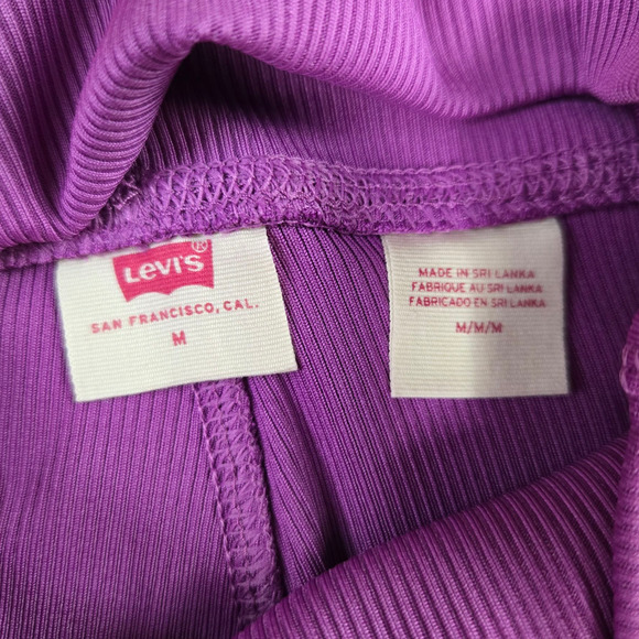 Levi’s Purple Ribbed High Rise Biker Shorts Stretchy Activewear Size Medium - Picture 6 of 9